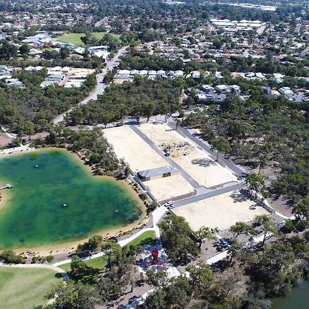 Frasers Landing Lifestyle Coodanup Bagian luar foto