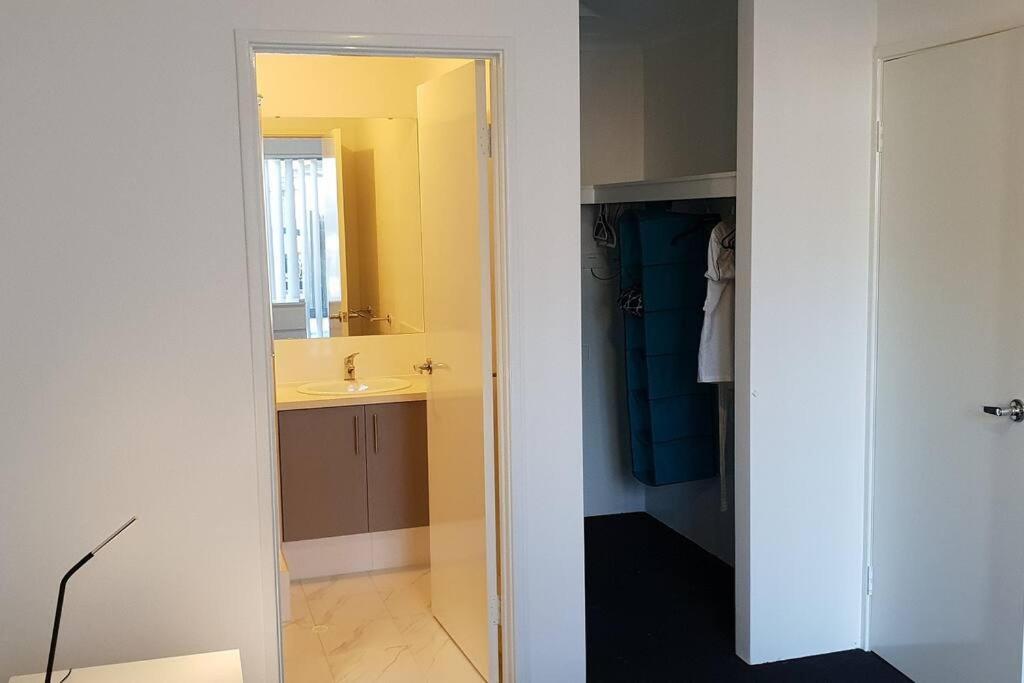 Frasers Landing Lifestyle Coodanup Bagian luar foto